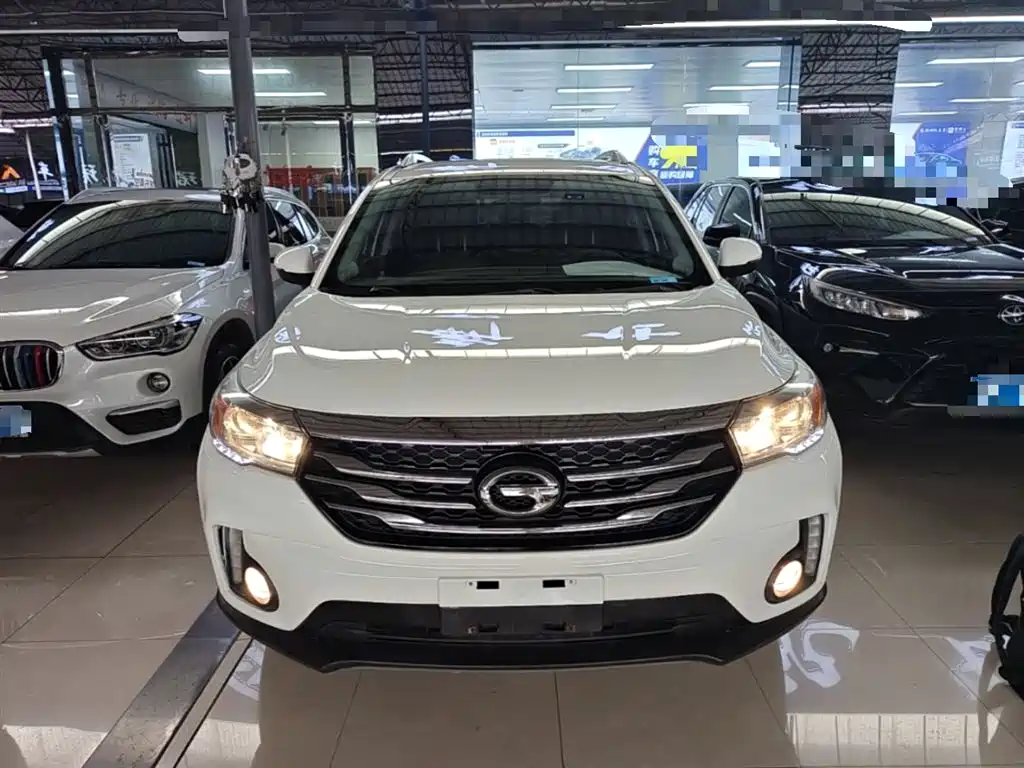 GAC Motor Trumpchi GS4 2017 — фото 3
