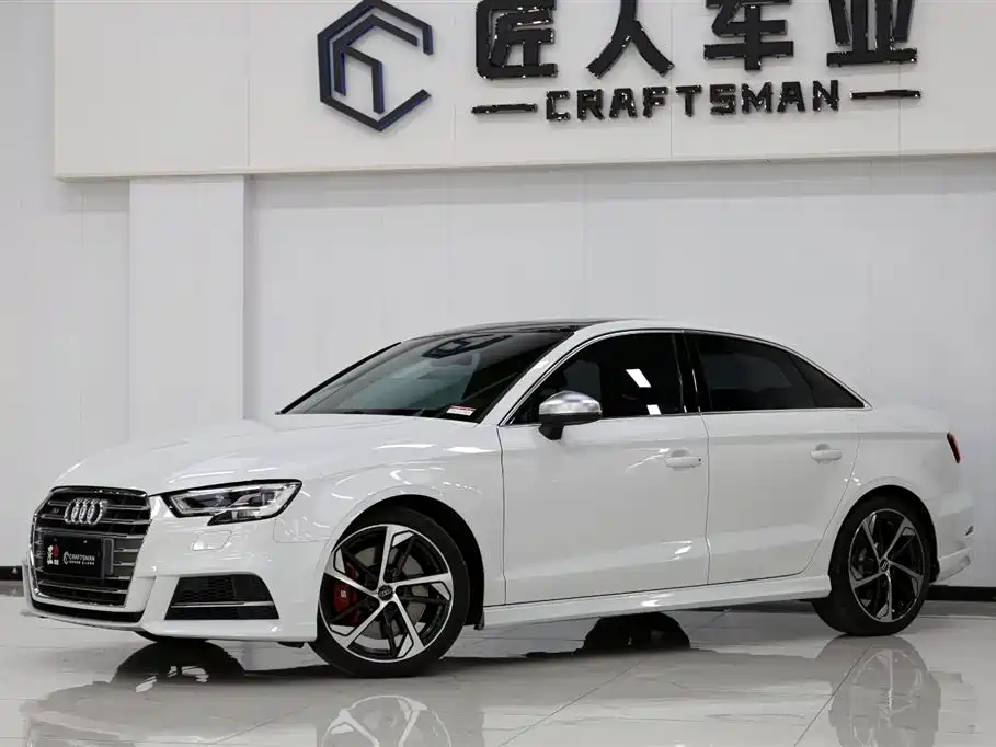 Audi S3 2019 — фото 3