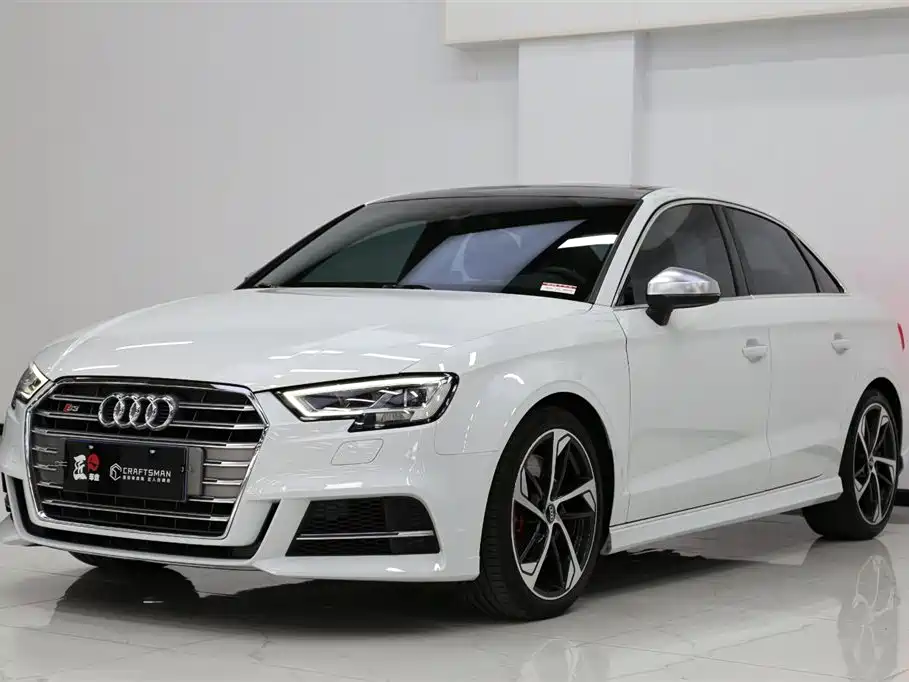 Audi S3 2019 — фото 18