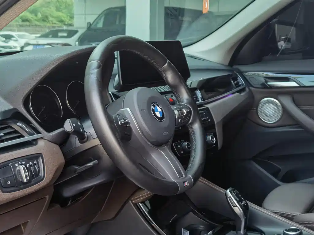 BMW X1 2021 — фото 16