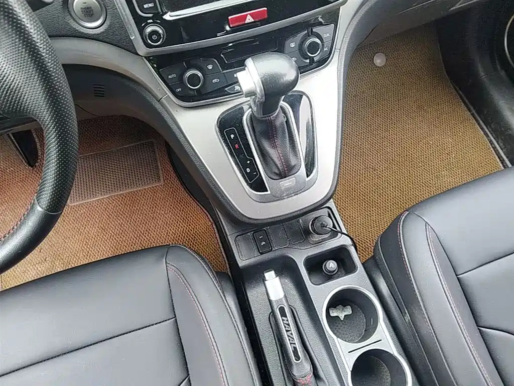 Haval M6 2018 — фото 14