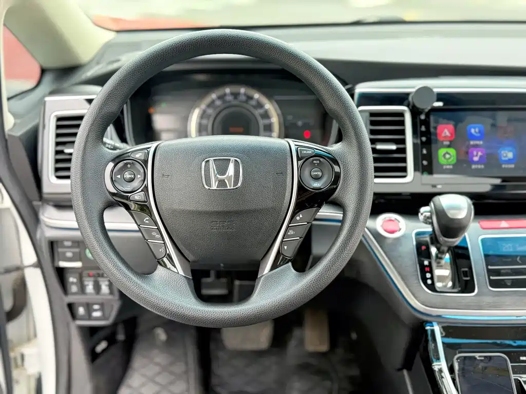 Honda Elysion 2017 — фото 14