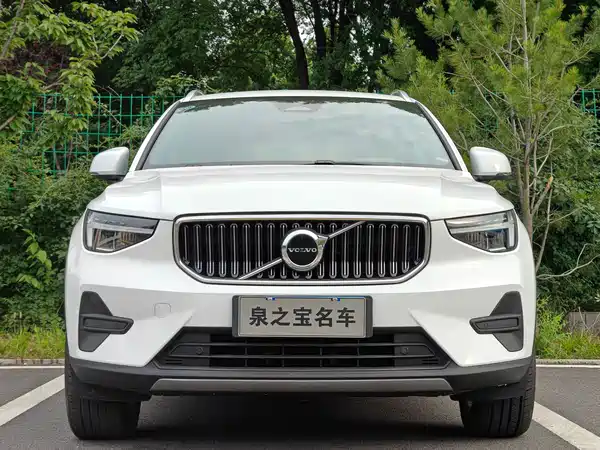 Volvo XC40 2023