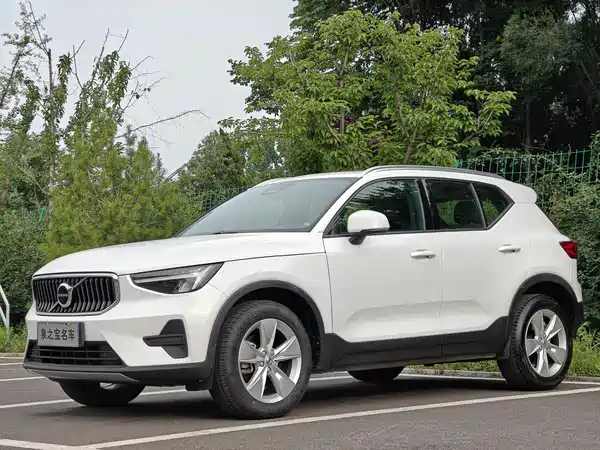 Volvo XC40 2023