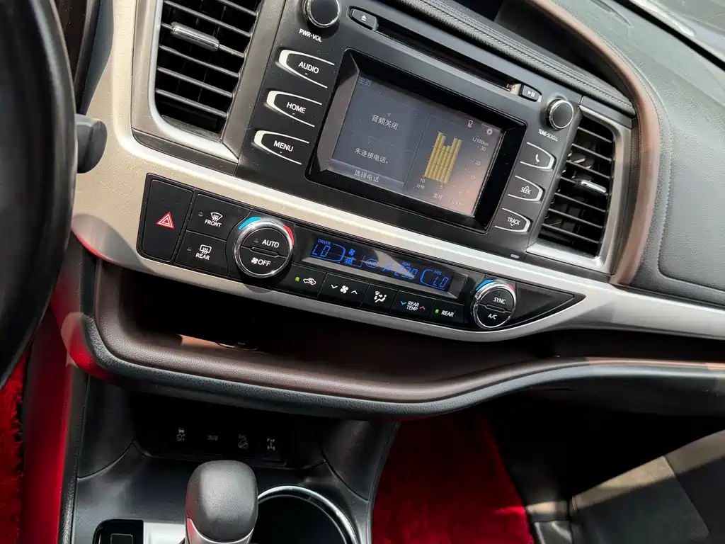 Toyota Highlander 2016 — фото 16
