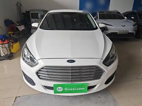 Ford Escort 2017