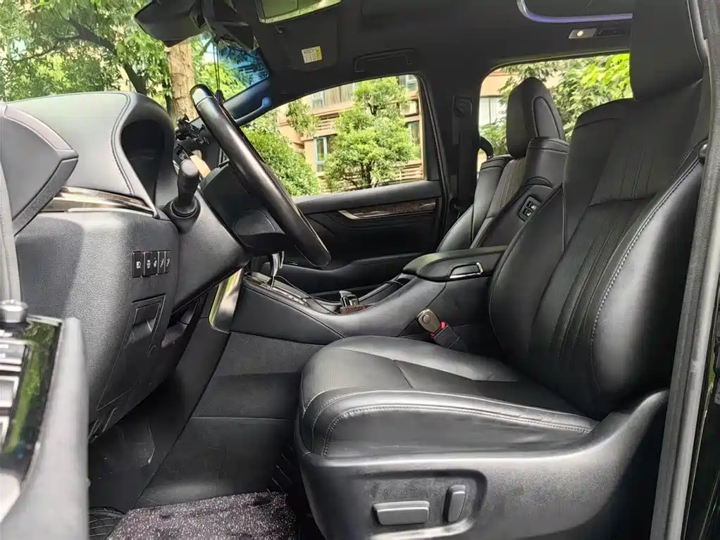 Toyota Vellfire 2020 — фото 19