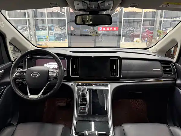 GAC Trumpchi M8 2021