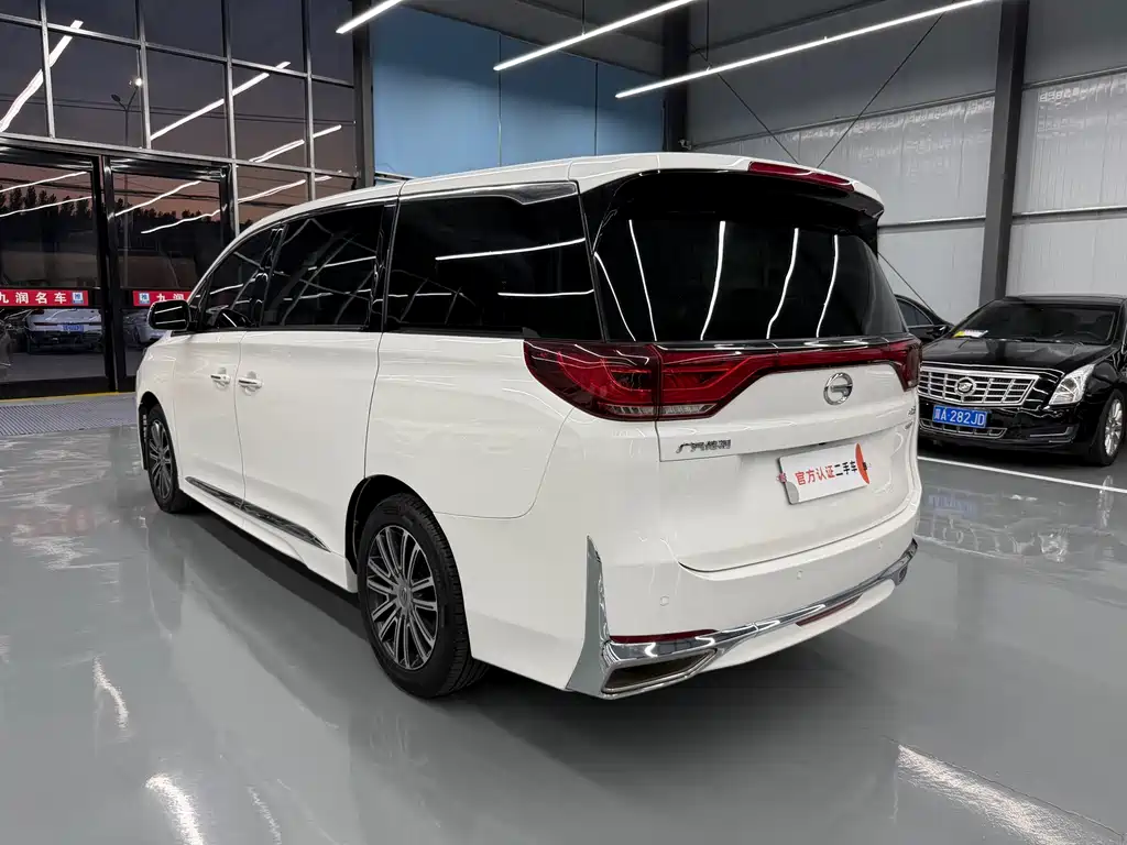 GAC Motor Trumpchi M8 2021 — фото 15