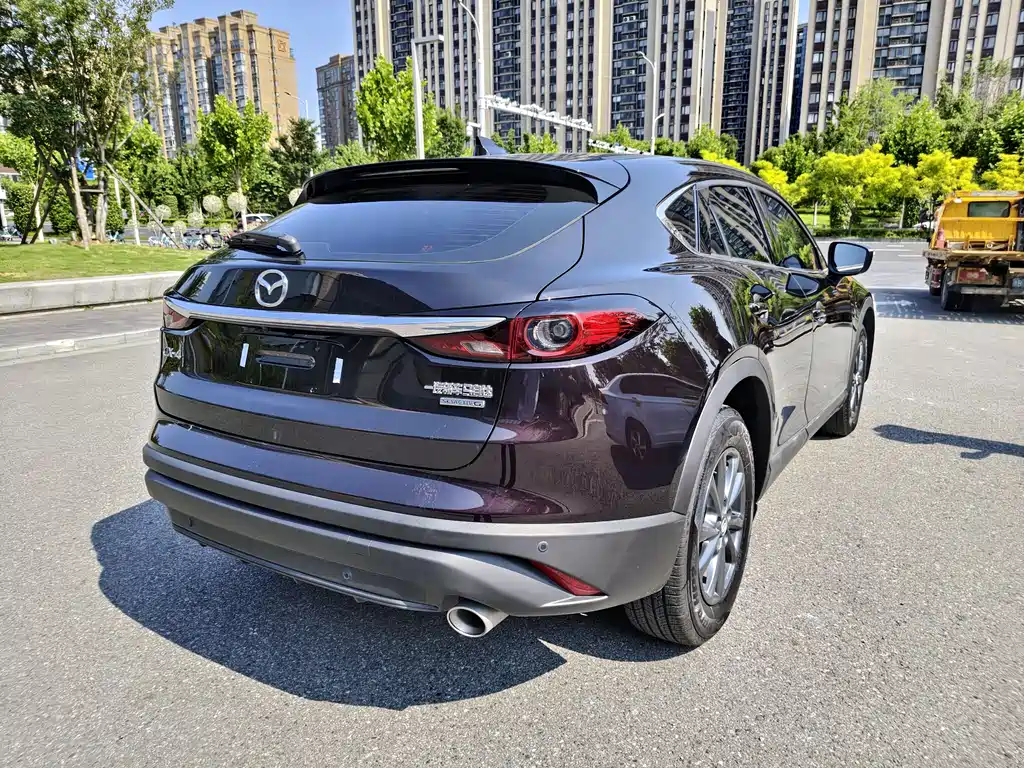 Mazda CX-4 2023 — фото 12