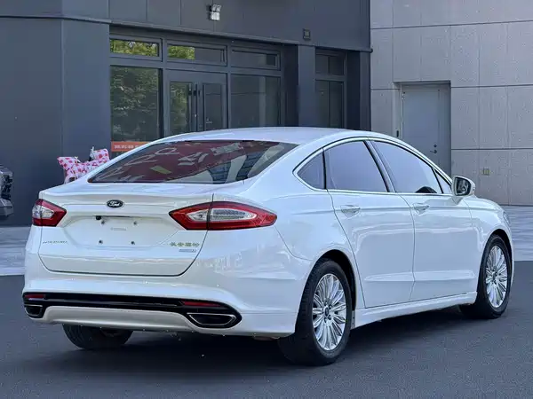 Ford Mondeo 2014