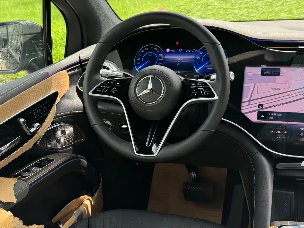 Mercedes-Benz EQS SUV 2026 — фото 19