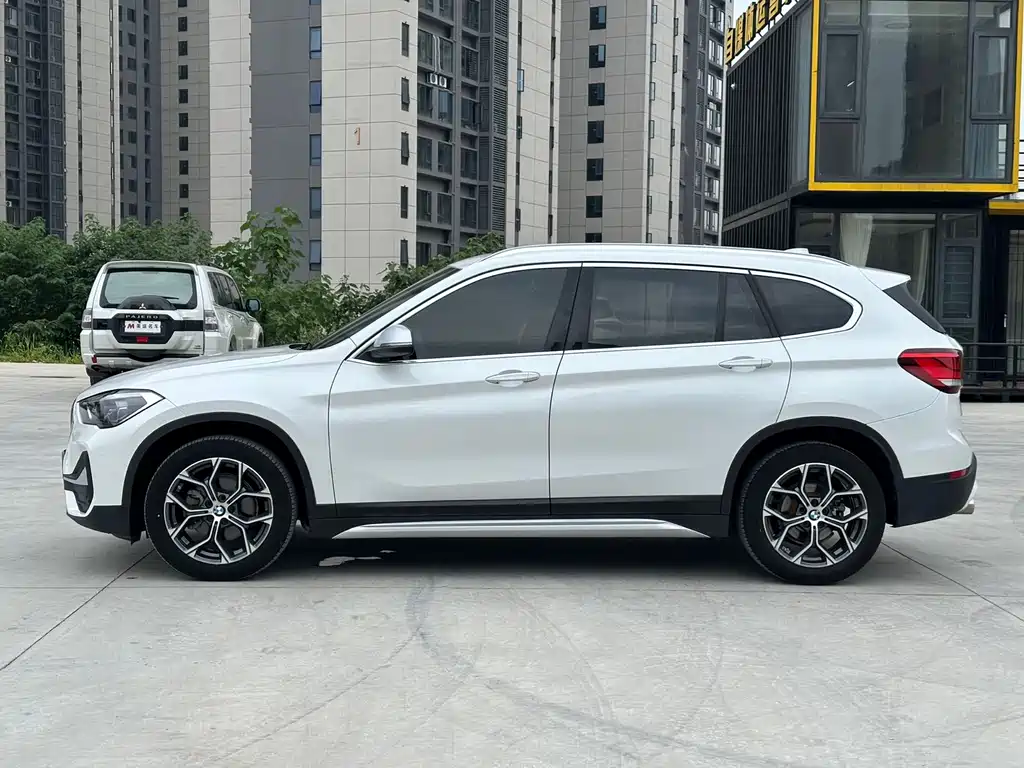 BMW X1 2021