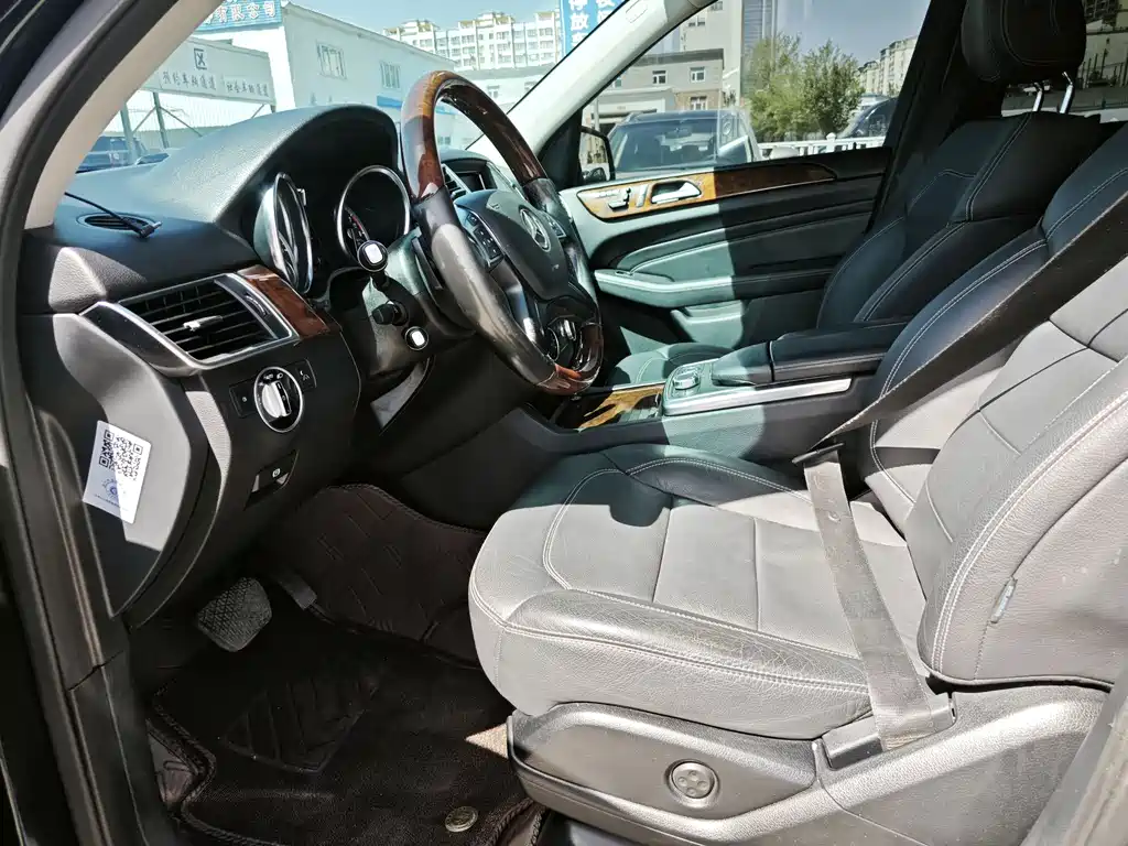 Mercedes-Benz M-Class 2015 — фото 4