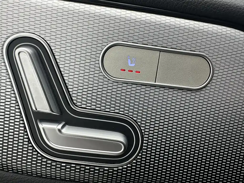 Mercedes-Benz GLB 2022 — фото 12