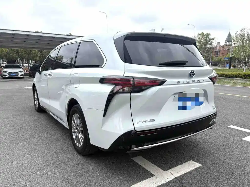 Toyota Sienna 2022