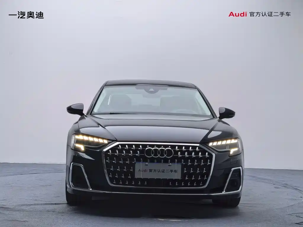 Audi A8 2025