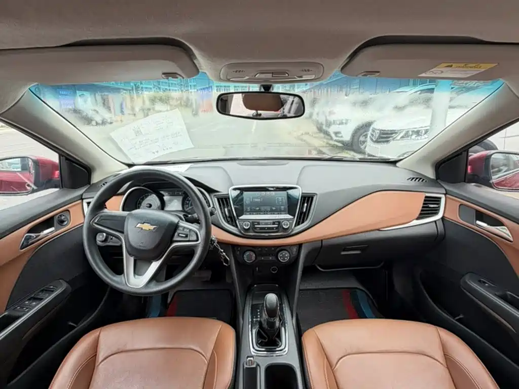Chevrolet Cavalier 2017 — фото 23
