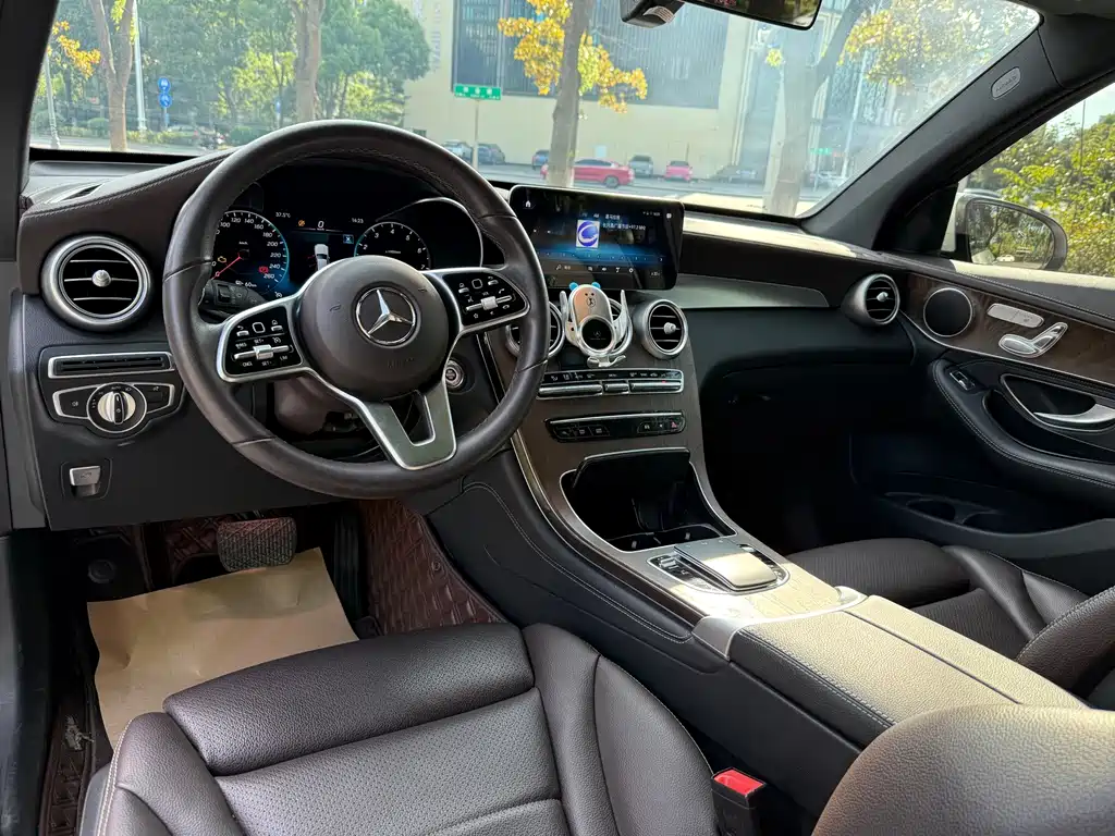 Mercedes-Benz GLC 2020