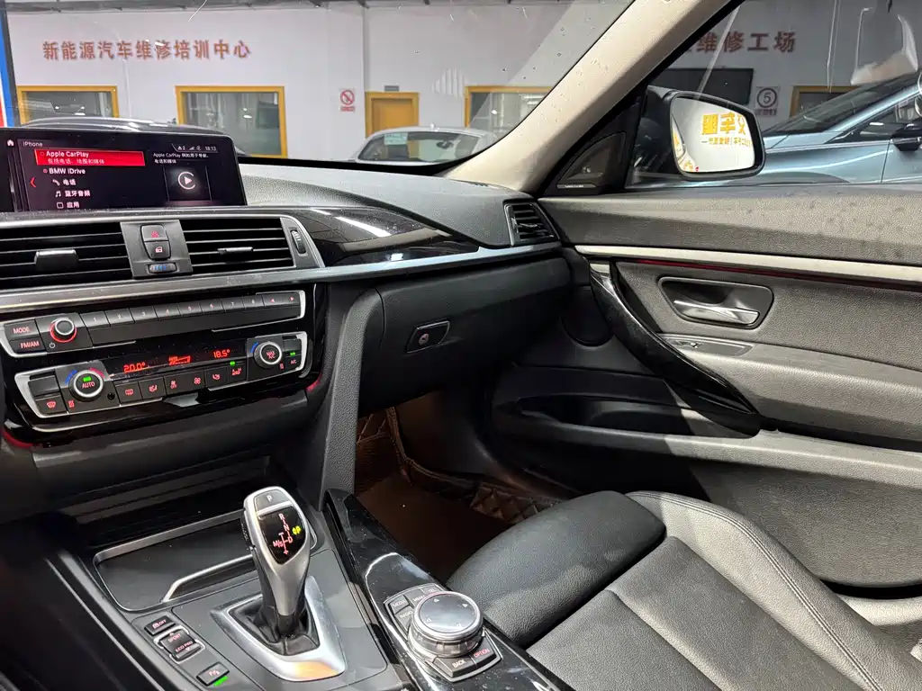 BMW 3 Series GT 2018 — фото 11