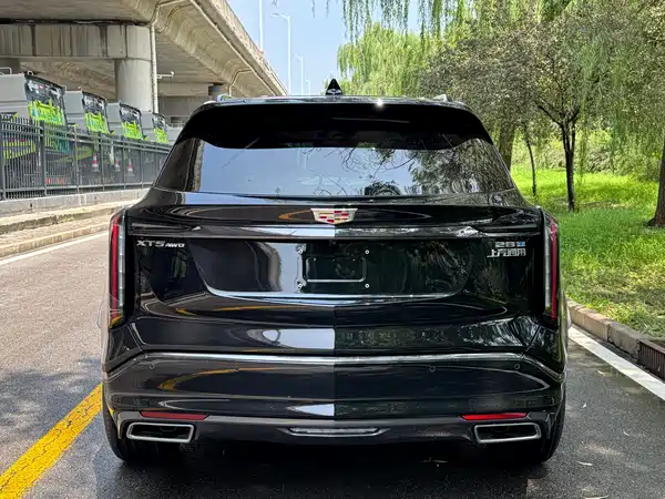 Cadillac XT5 2025