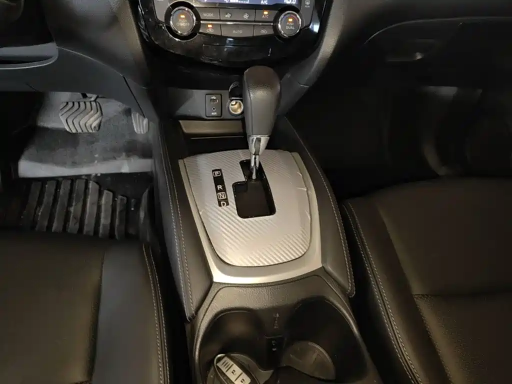 Nissan X-Trail 2015 — фото 14