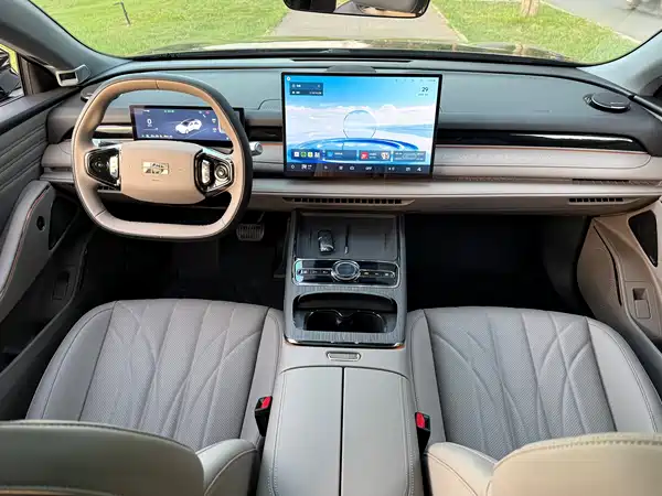 Geely Galaxy Starshine 8 2025
