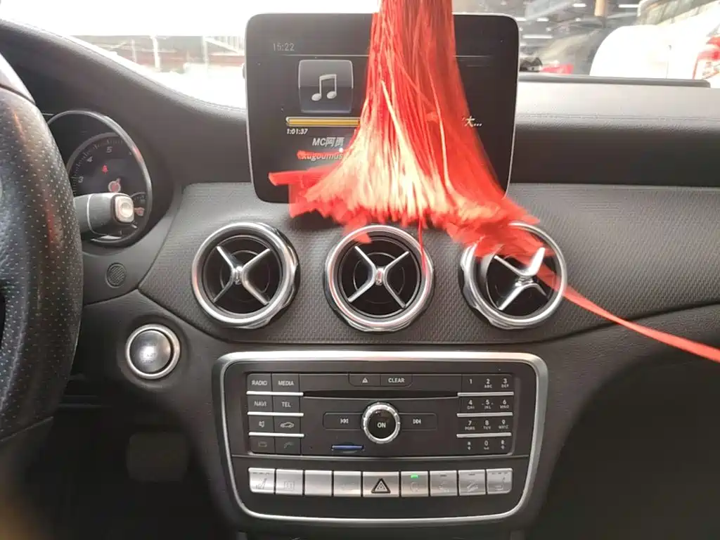 Mercedes-Benz GLA 2017 — фото 13