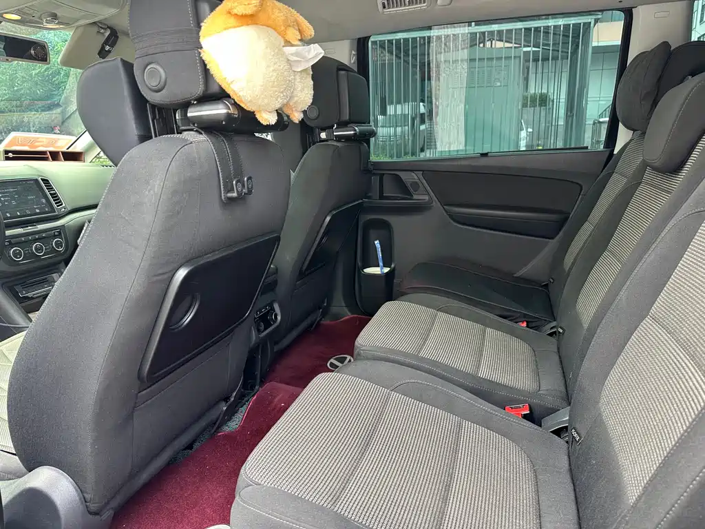 Volkswagen Sharan 2013