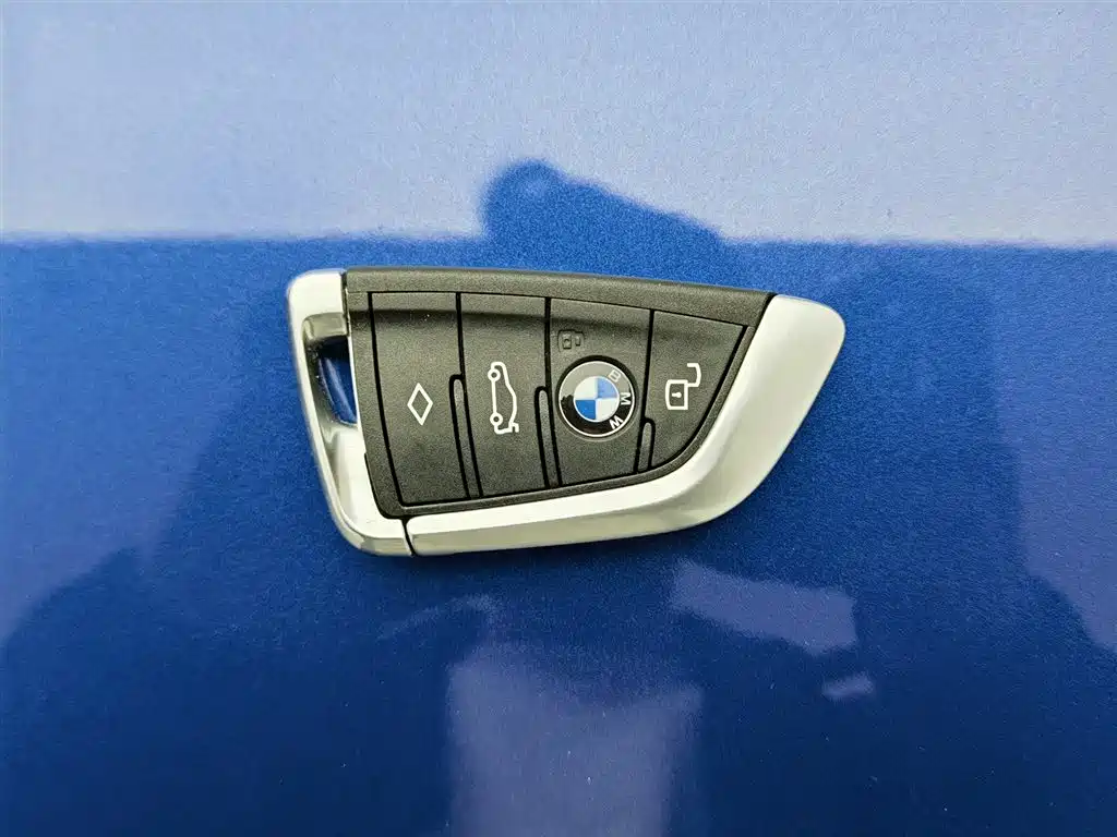 BMW 3 Series 2020 — фото 19