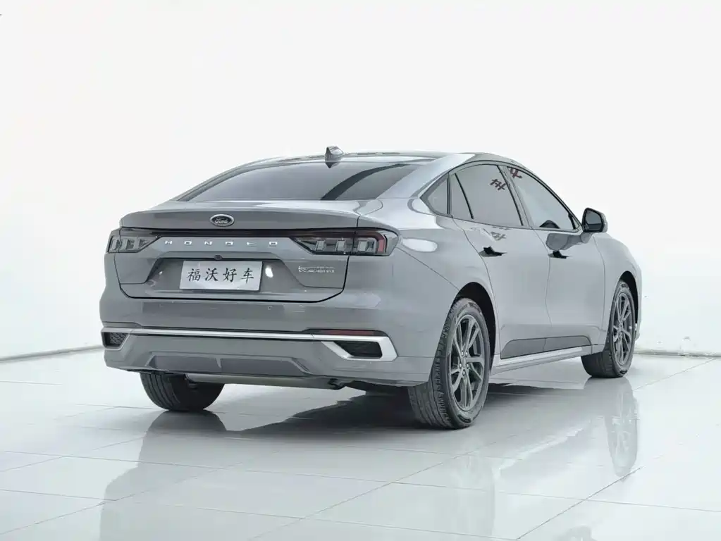 Ford Mondeo 2025 — фото 29