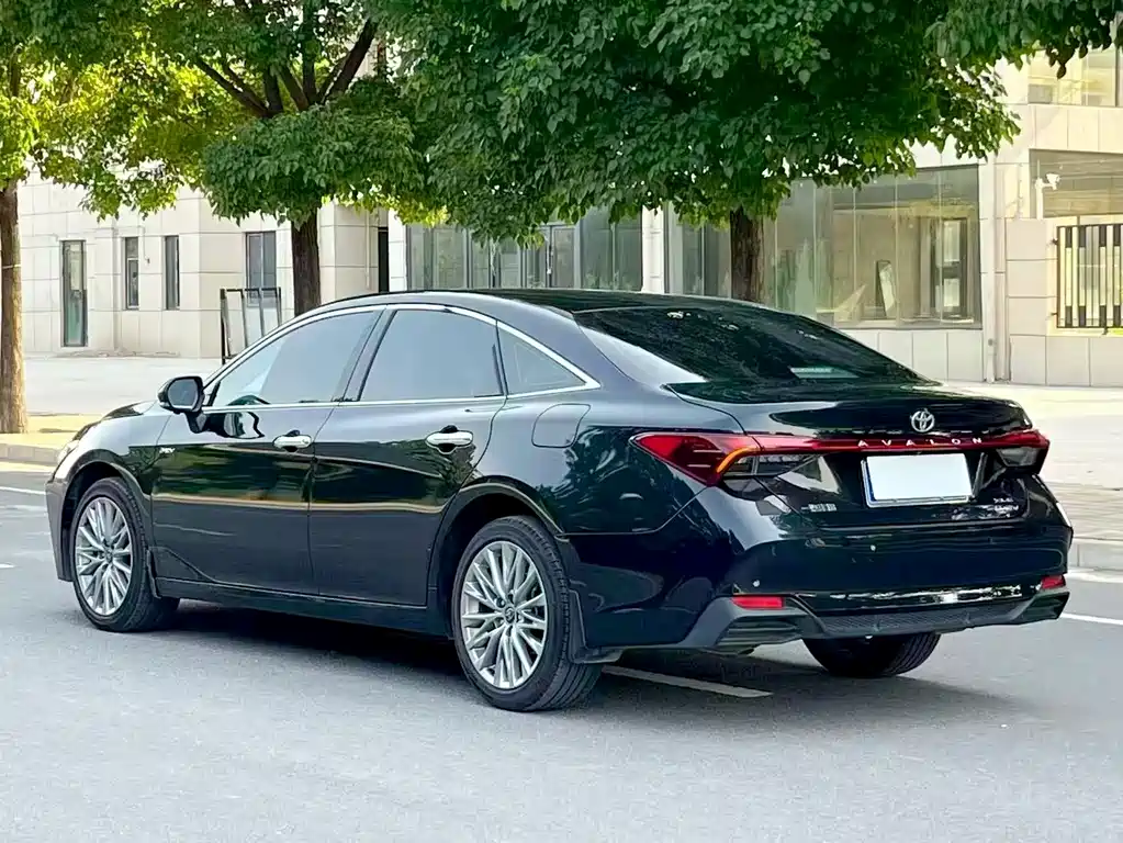 Toyota Avalon 2025 — фото 9