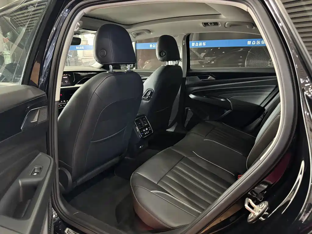 Volkswagen Passat 2023