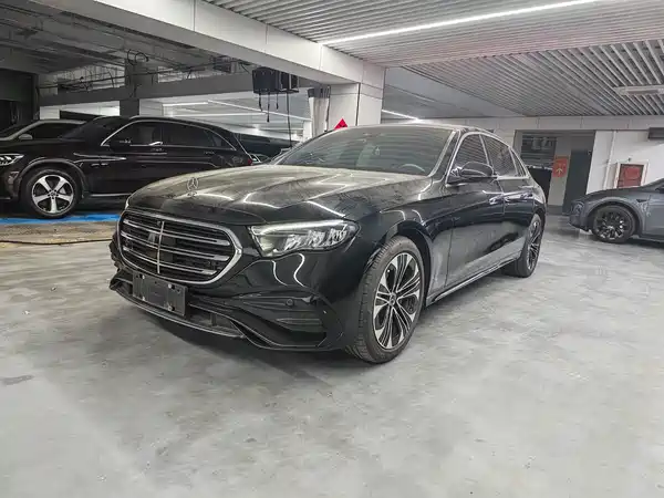 Mercedes-Benz E-Class 2024