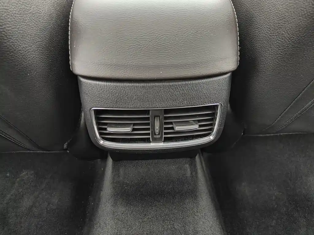 Mazda Atenza 2017 — фото 13