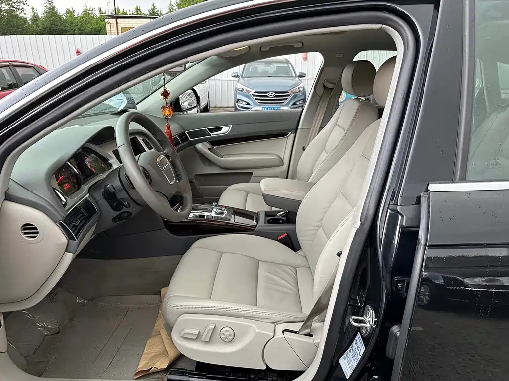 Audi A6L 2010
