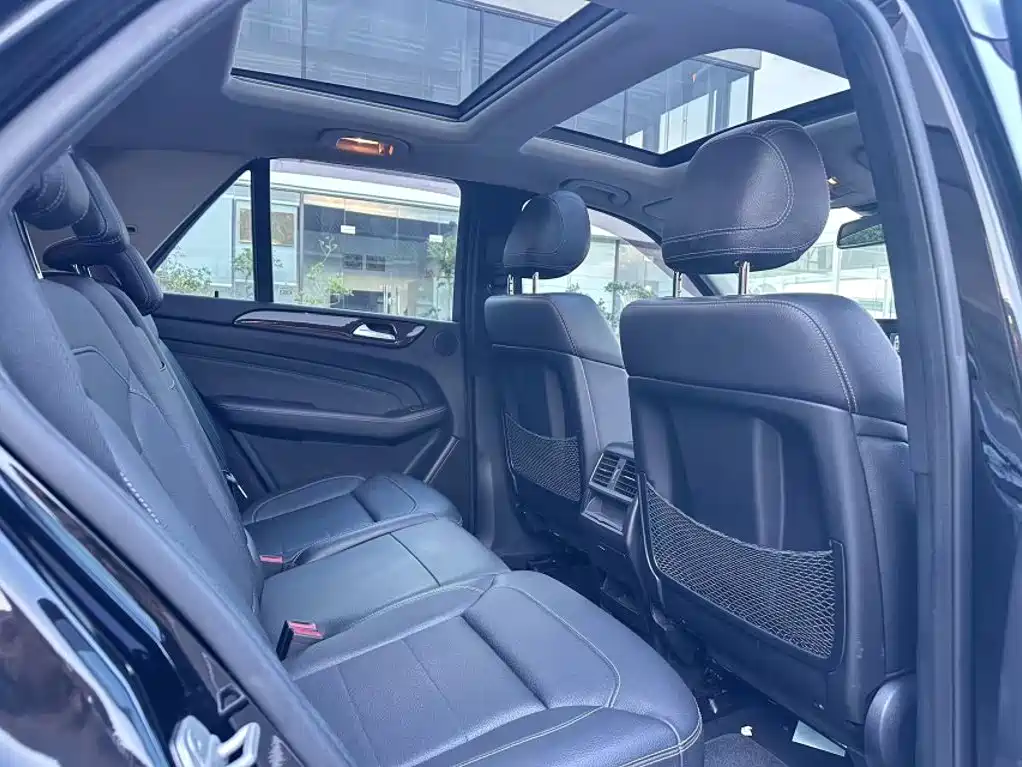 Mercedes-Benz M-Class 2015 — фото 18