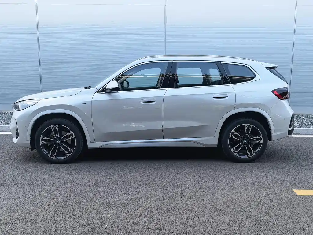 BMW X1 2025