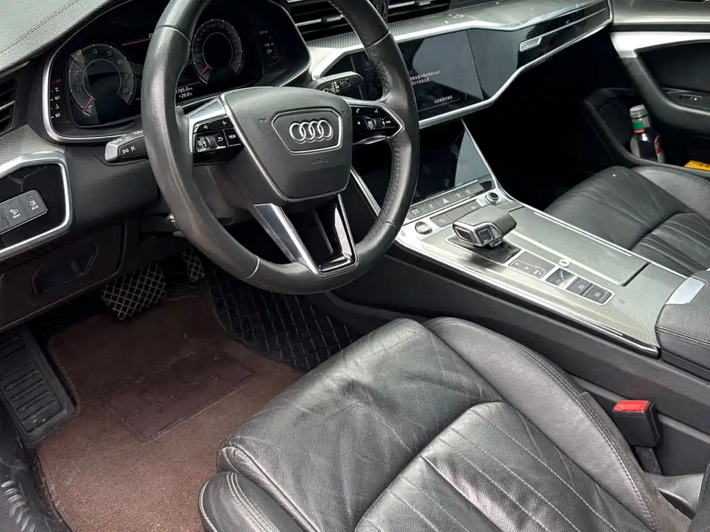 Audi A6L 2021