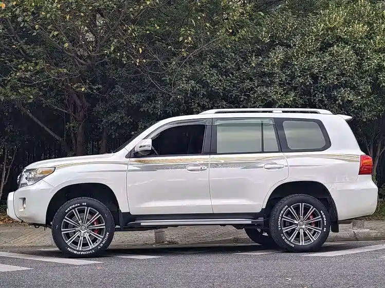 Toyota Land Cruiser 2015 — фото 2