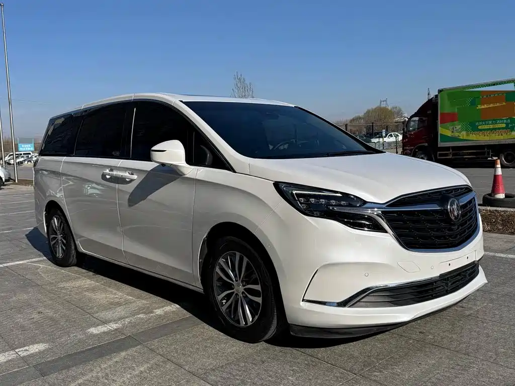Buick GL8 2021
