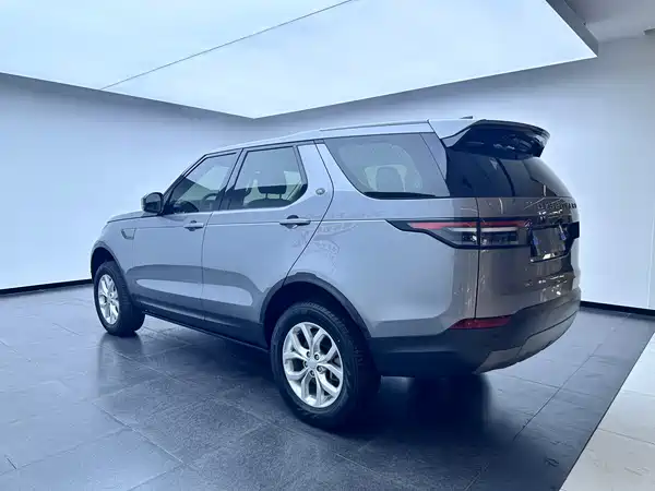 Land Rover Discovery 2021