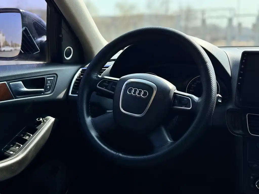 Audi Q5 2011 — фото 28