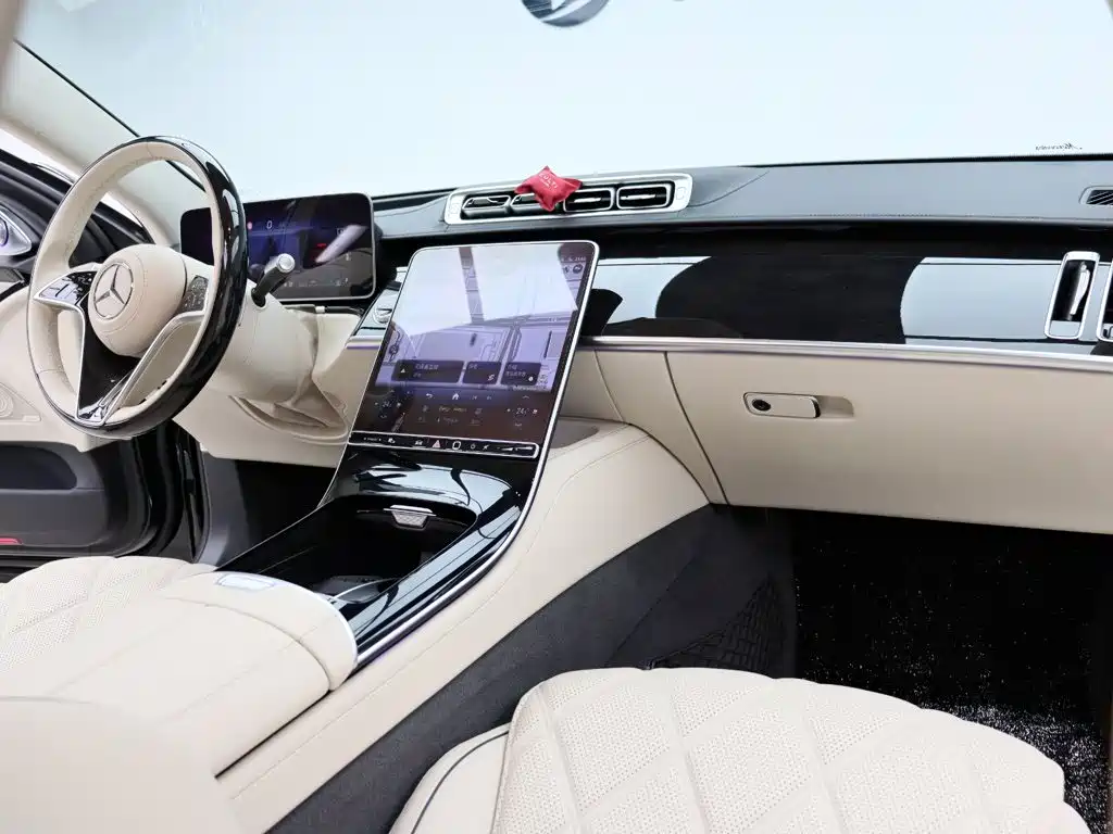 Mercedes-Benz Maybach S-Class 2023 — фото 23