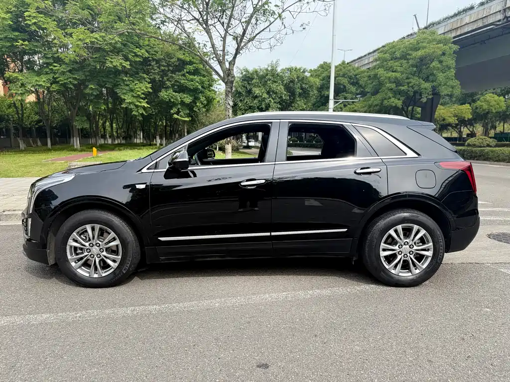 Cadillac XT5 2021 — фото 7