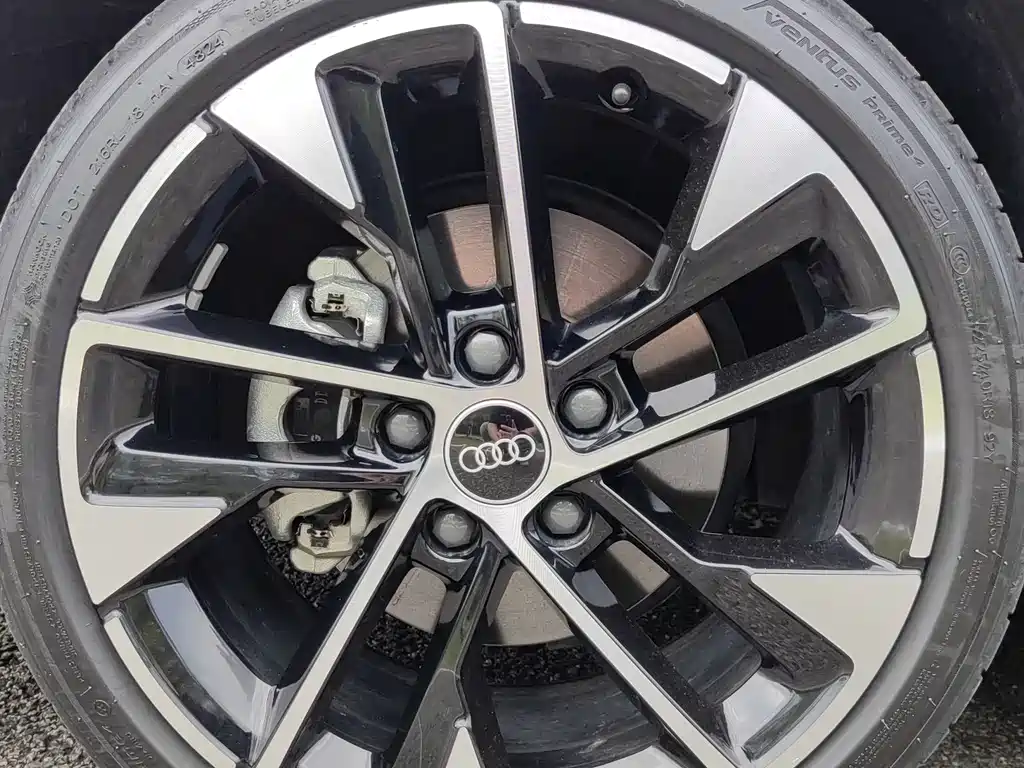 Audi A3 2025 — фото 16