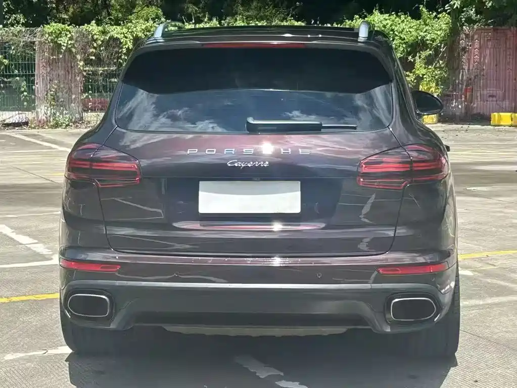 Porsche Cayenne 2016