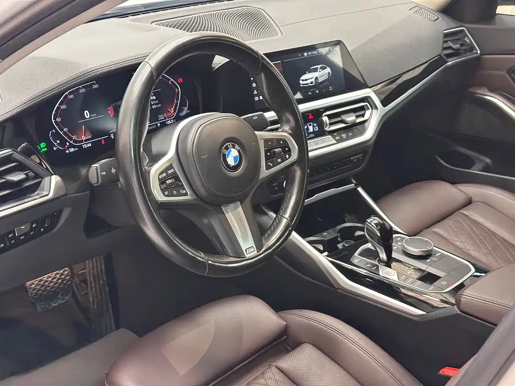 BMW 3 Series 2022 — фото 12