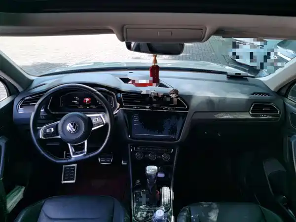 Volkswagen Tiguan L 2021