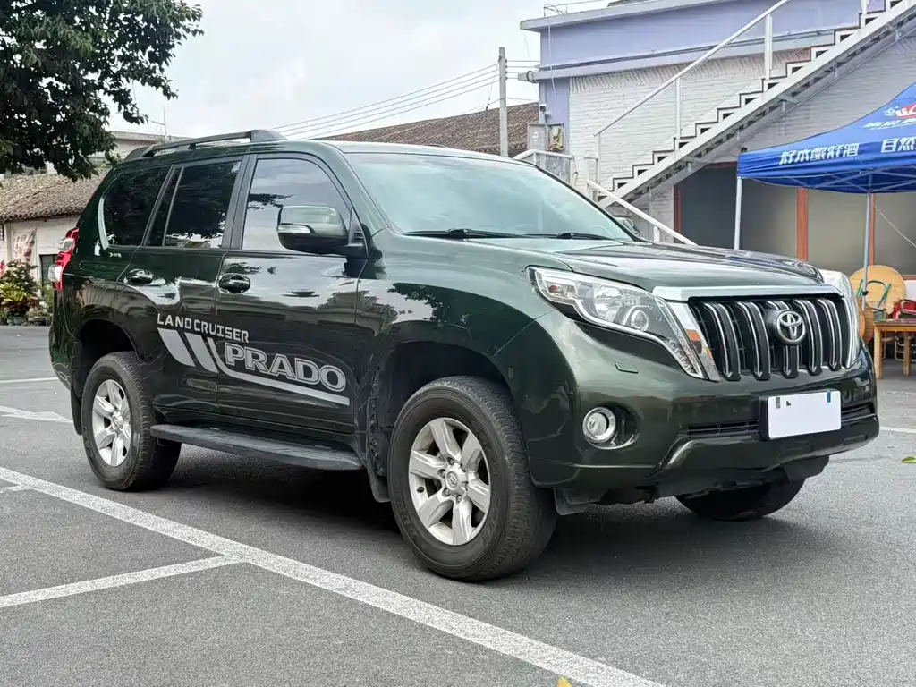 Toyota Prado 2017 — фото 3